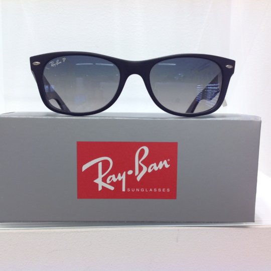 RayBan NEW WAYFARER 2132 - 601S78 55 POLARIZED